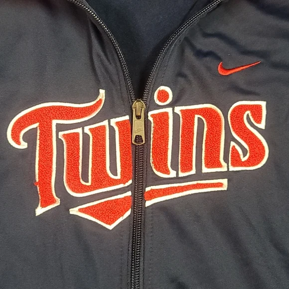 Nike jacket Minnesota Twins baseball embroidered chest sz XL